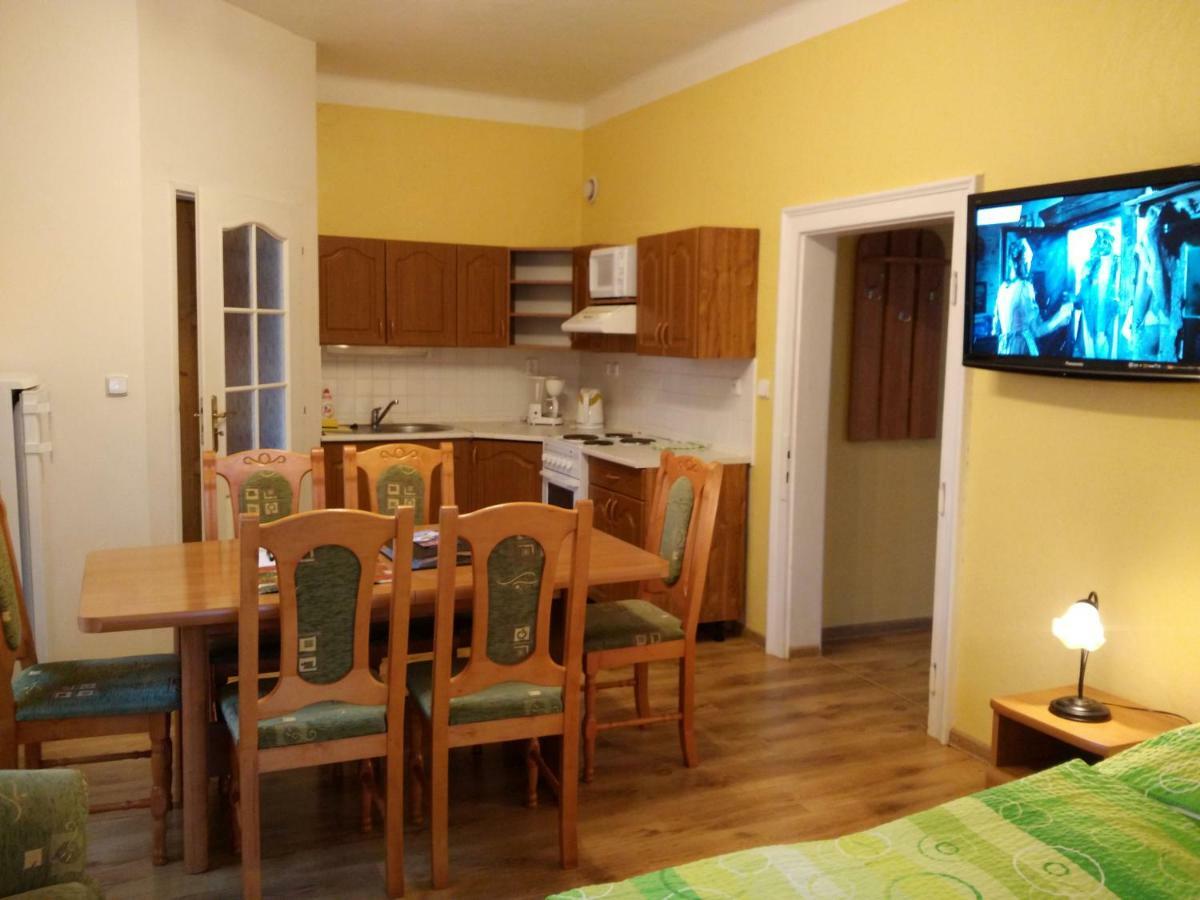 Apartmany Ilona Рокитніце-над-Їзероу Екстер'єр фото